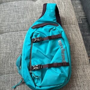 Patagonia 8L Atom Sling Backpack - Teal Blue One-Strap Crossbody Daypack